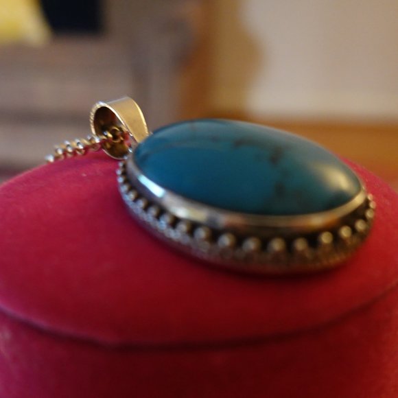 Vintage Turquoise Sterling Silver Pendant & 20" Chain (Host Pick!!) - Picture 7 of 12